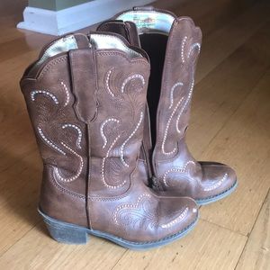 Girls cowgirl boots